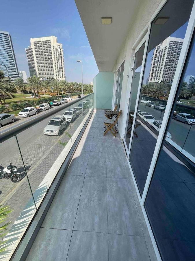 דירות דובאי Amazing Park View! Jvc /New 1Br מראה חיצוני תמונה